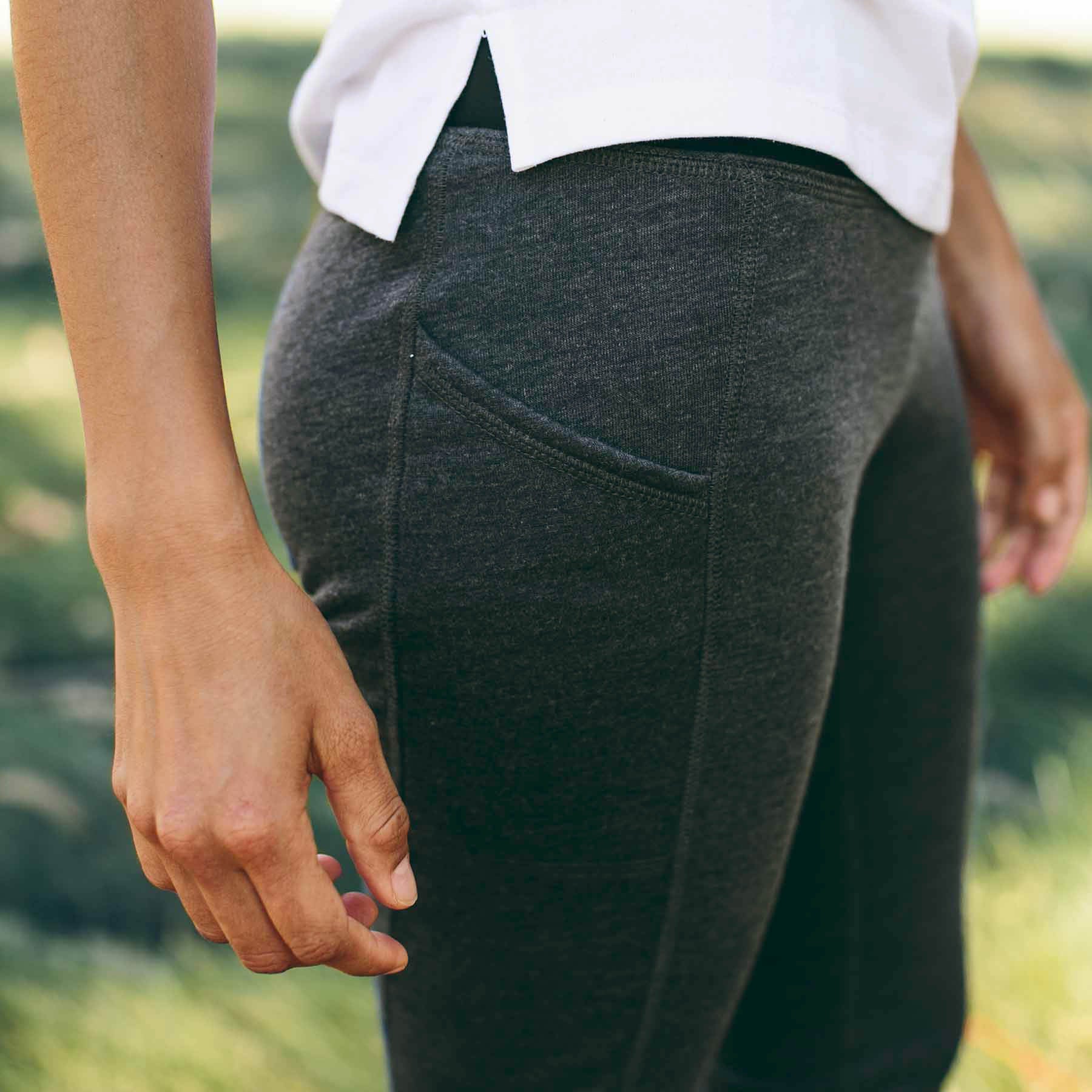 The Harper Legging in Indigo Melange Fleece: Alternate Image 2, Pants by Taylor Stitch