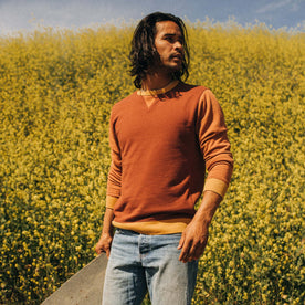 fit model wearing The Fillmore Crew in Campfire Colorblock