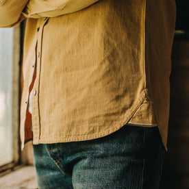 fit model showing selvage edge on The Western Shirt in Wheat Selvage Denim