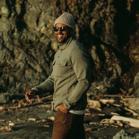 The Pack Pullover in Slate Grid Fleece - alternate view