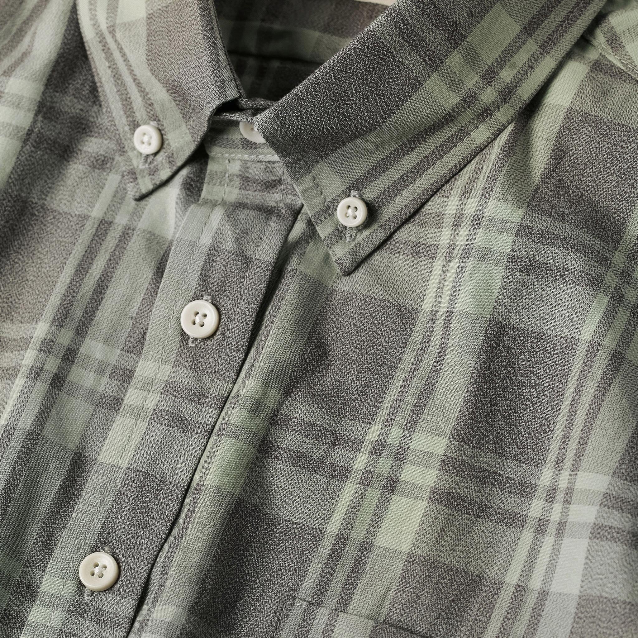 material shot of collar, Wovens by Taylor Stitch
