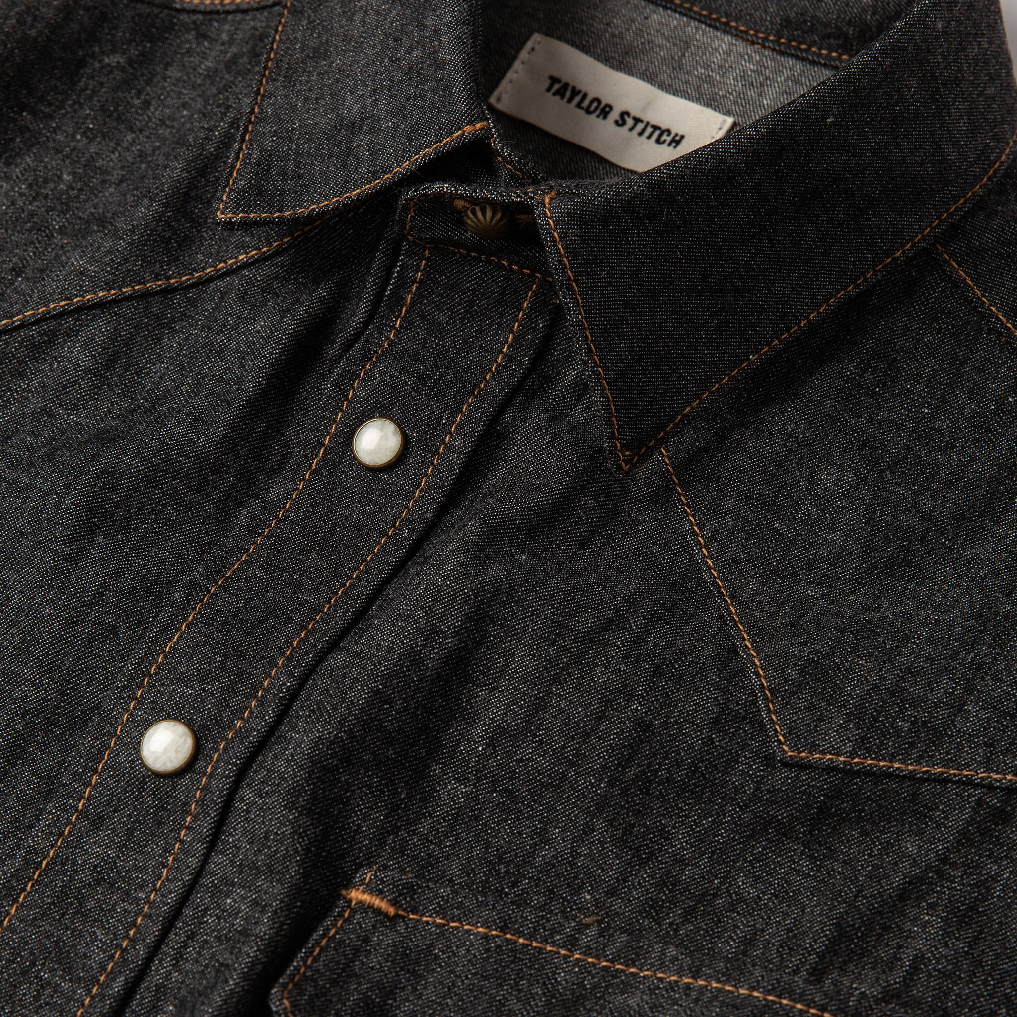 material shot of collar, Wovens by Taylor Stitch