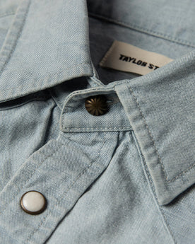 material shot of collar, Wovens by Taylor Stitch